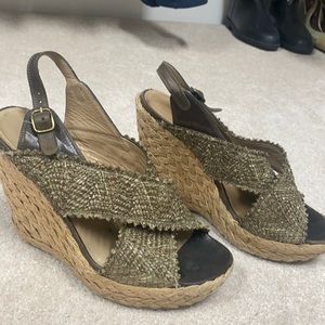 Stuart Weitzman high platform - army green